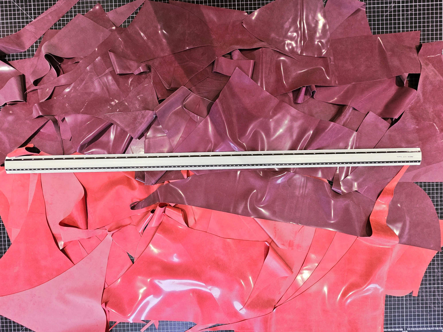Latex scrap box 1kg