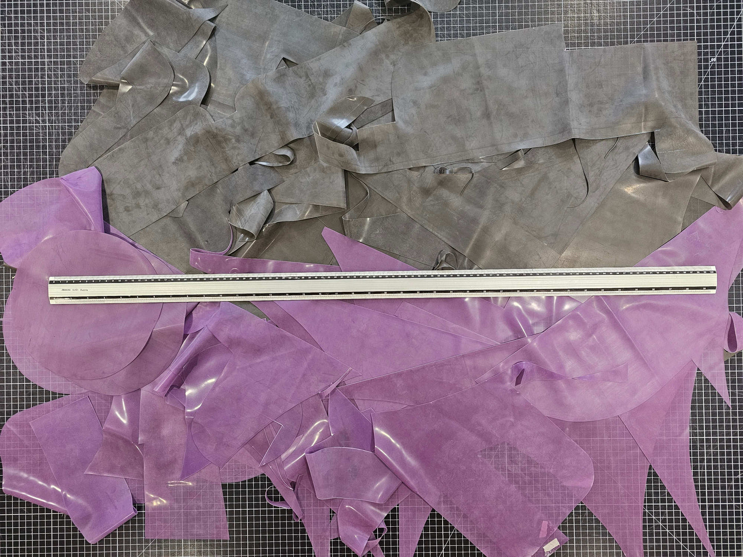 Latex scrap box 1kg