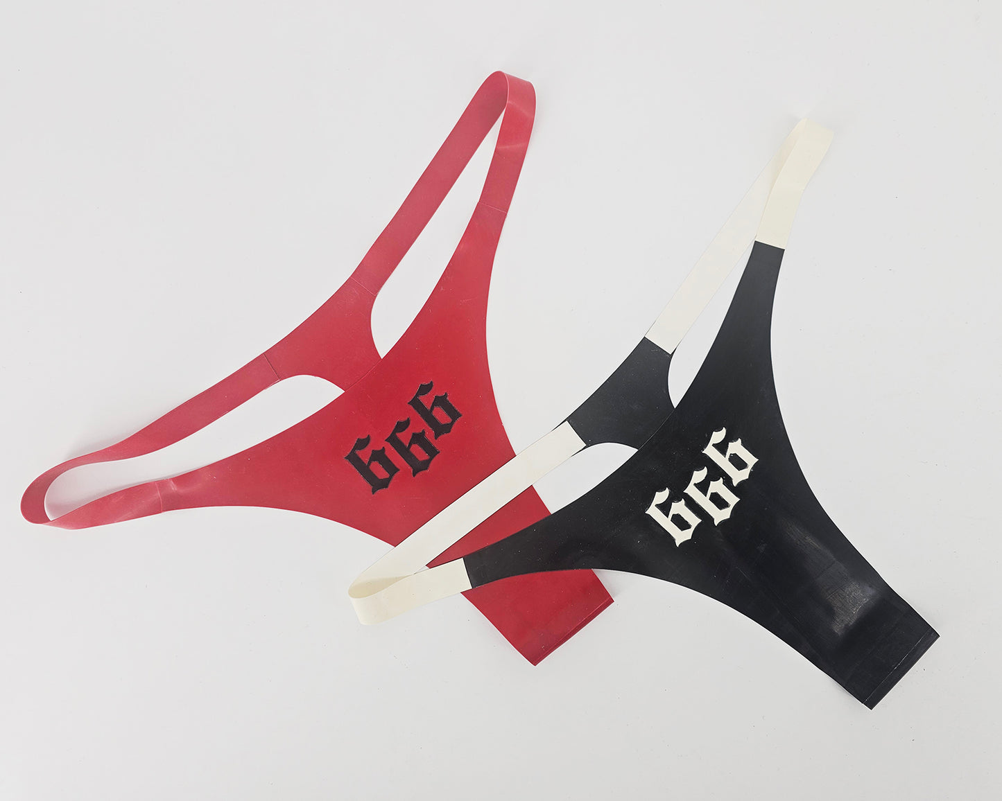READY TO SHIP SIZE S Latex 666 thong - Lottielatex