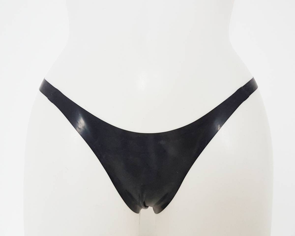 Latex thong with bat bow - Lottielatex
