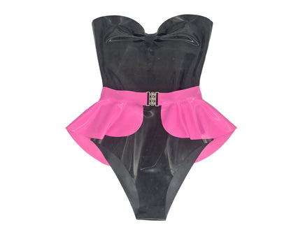 Ensemble body en latex et ceinture péplum