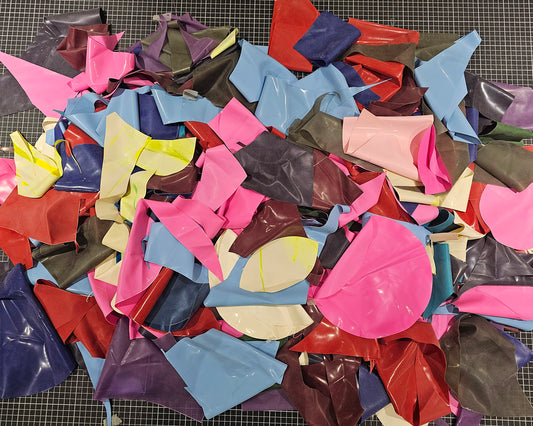 Latex scrap box 2 kg (EU shipping only!)