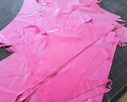 Latex scrap box 1kg (EU shipping only)