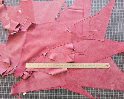 Latex scrap box 1kg (EU shipping only)