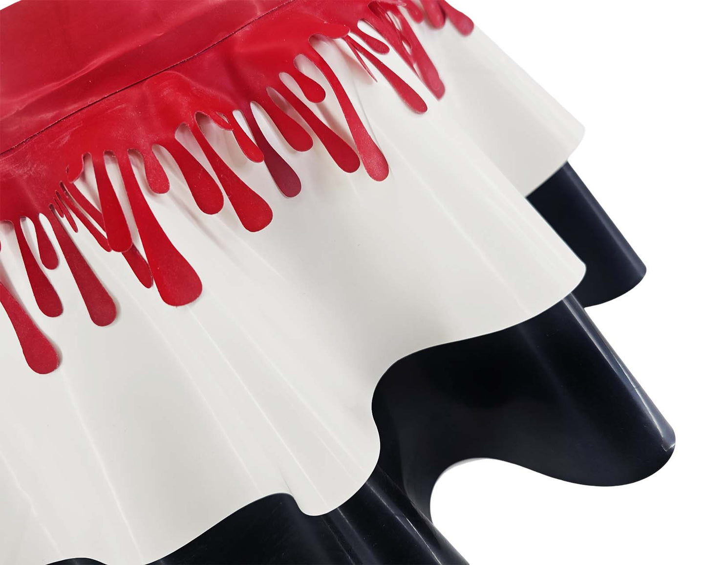 Mini-jupe péplum en latex avec ceinture