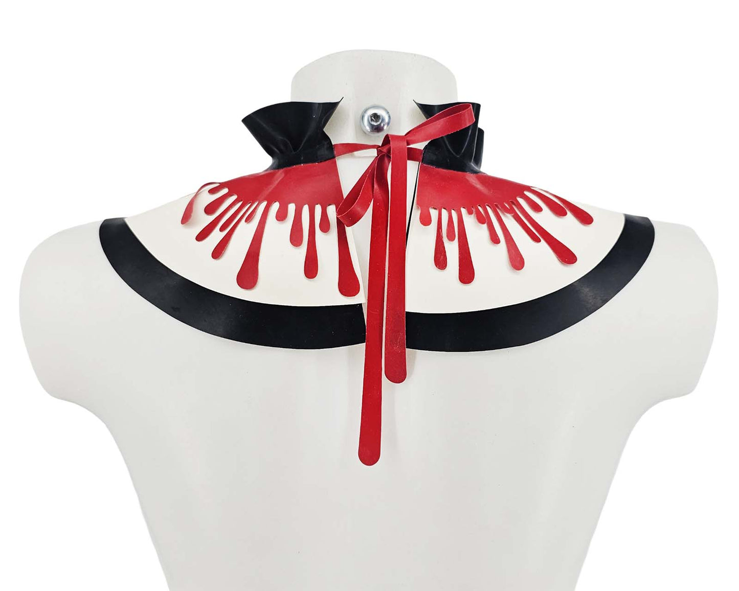 Tour de cou en dentelle et latex